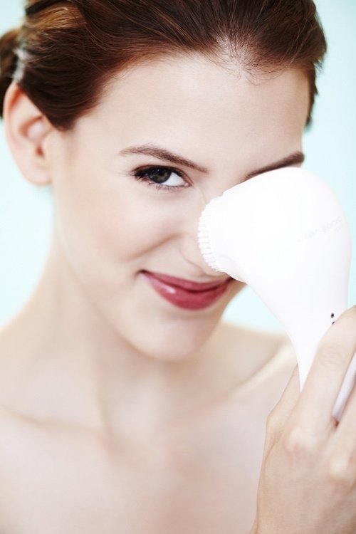 75 % проводимых процедур косметологами – это процедура гигиенической чистки лица.