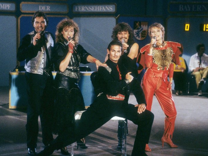 Группа Dschinghis Khan в 1985 году Группа Dschinghis Khan в 1985 году