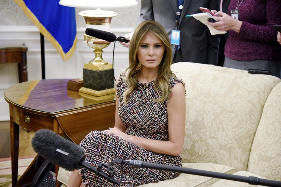 Мелания Трамп в платье в клетку Мелания Трамп в платье в клетку