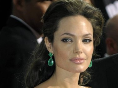 Slide image for gallery: 14265 | На фото: актриса Анджелина Джоли (legion-media.ru)