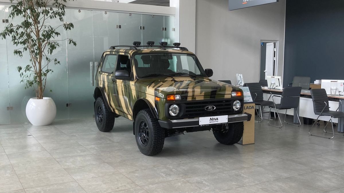 Автоэксперт оценил возможность установки «автомата» в Lada Niva