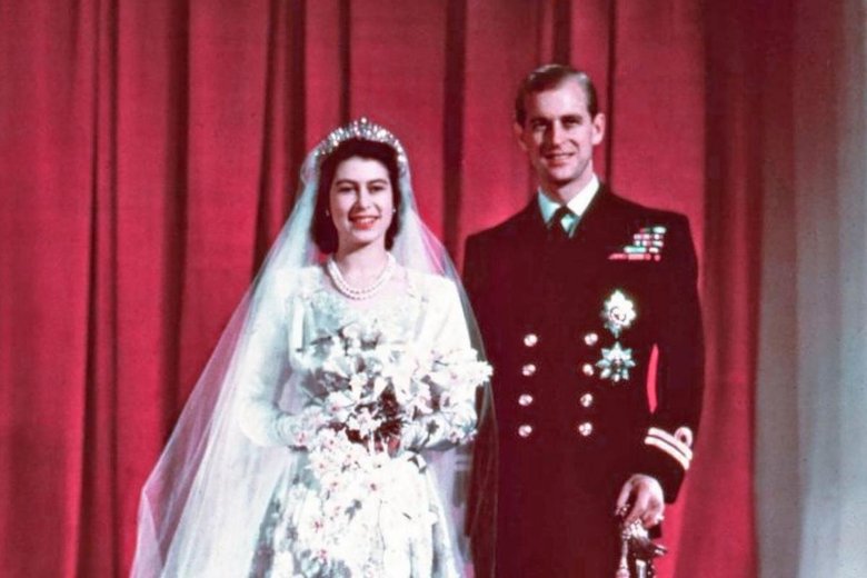 Елизавета II и принц Филип | Фото: legion-media.ru