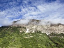 Кадр из Горы: Жизнь над облаками