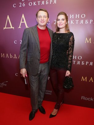 Slide image for gallery: 9757 |  Марат Башаров и Елизавета Шевыркова