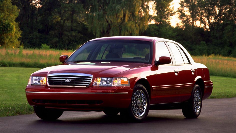 Ford Crown Victoria P7 1999 - 2011 Седан