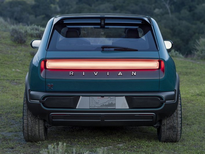 Внедорожник Rivian R3X был представлен в 2024 году