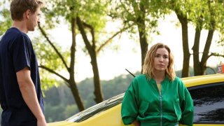 Красотка в ударе (2020) смотреть онлайн в хорошем HD качестве, отзывы,кадры из фильма, актеры - «Кино Mail.ru»
