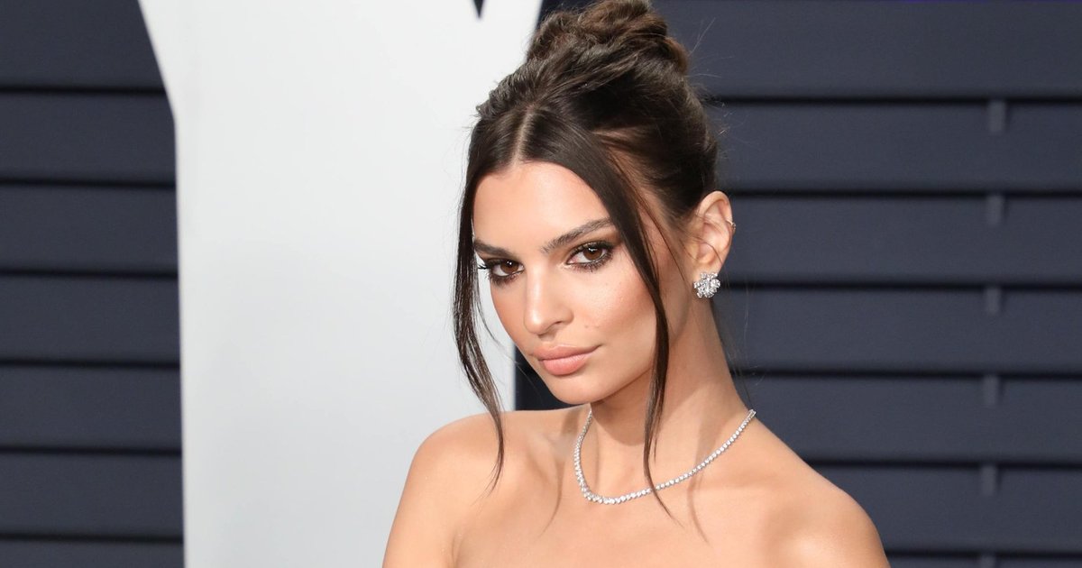 Emily Ratajkowski placed on a daring take a look at the workplace