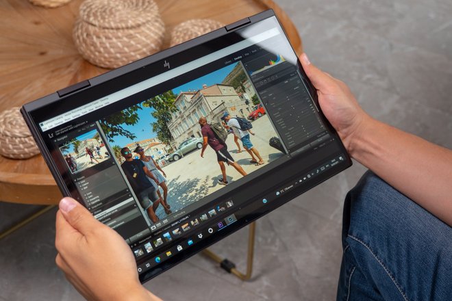 HP Envy x360