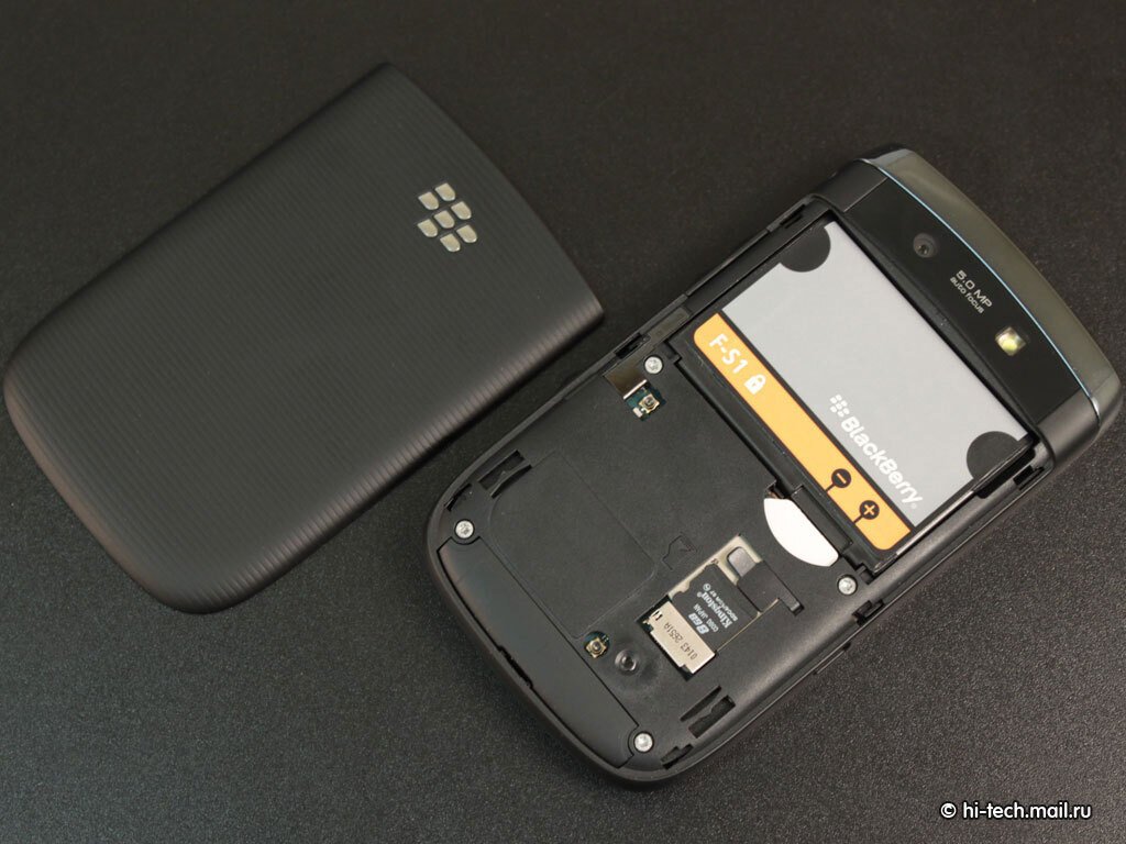 Обзор Blackberry Torch 9800: смартфон с очень удобной клавиатурой - Hi-Tech  Mail.ru