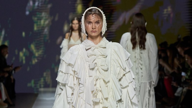 Gapanovich (источник фото: moscowfashion.ru) Gapanovich (источник фото: moscowfashion.ru)