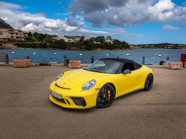 slide image for gallery: 24452 | Porsche 911 Speedste