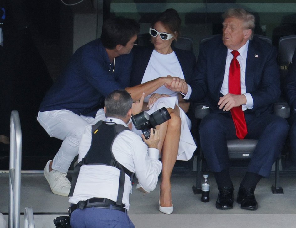 Мелания Трамп, Дональд Трамп, Том Брэди Мелания Трамп, Дональд Трамп, Том Брэди