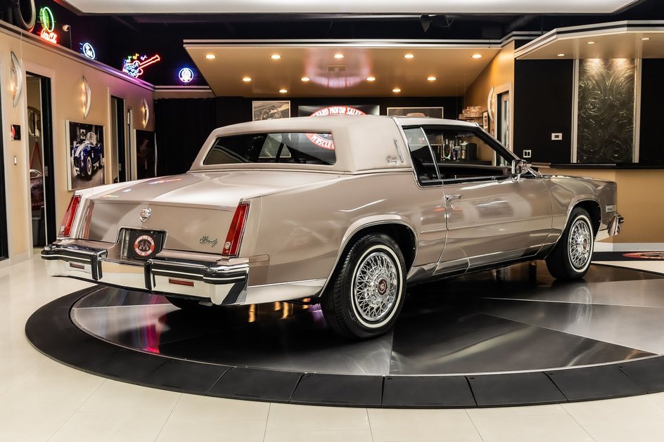 Cadillac Eldorado Biarritz выставлен на продажу по цене 59 900 долларов