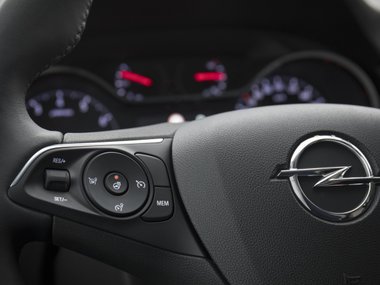 slide image for gallery: 25436 | Grandland X