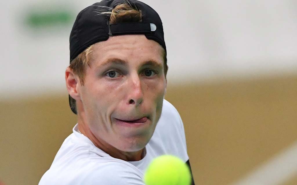 Белорусский теннисист Илья Ивашко вышел в четвертьфинал турнира в Мексике