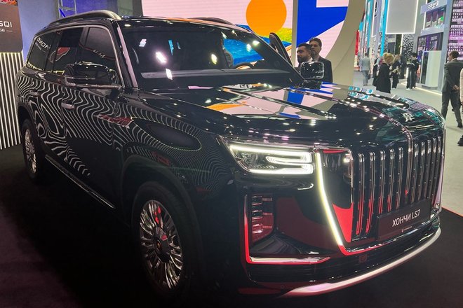 Hongqi LS7 на ПМЭФ