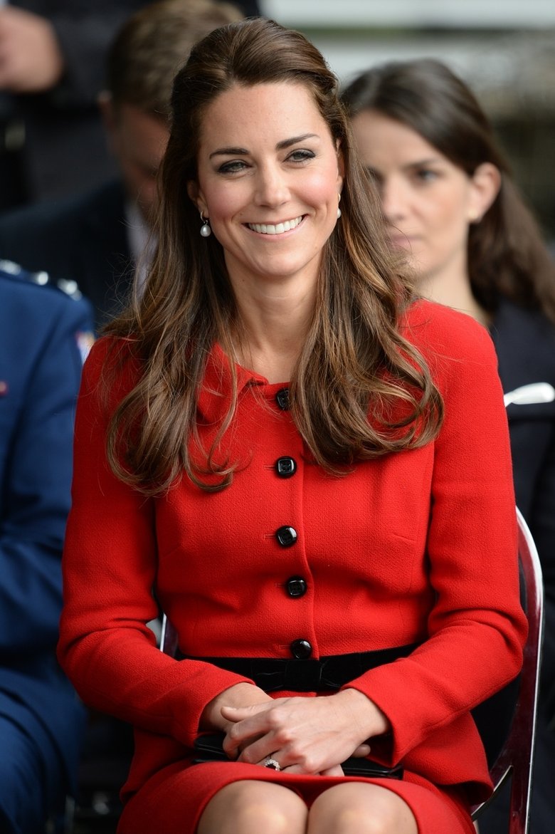 Весь мир ждет, что Кейт подарит британцам еще одного принца или принцессу