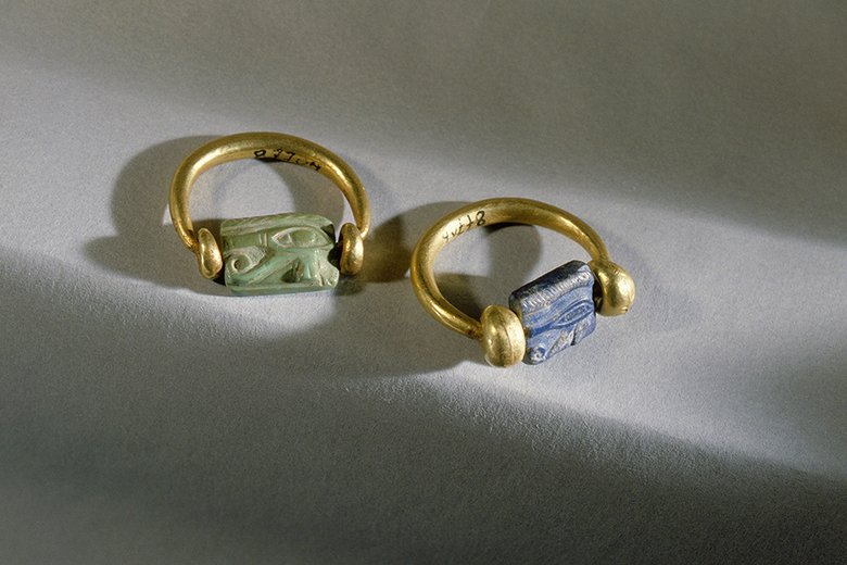 Кольца Псусеннеса I (1039-991 годы до нашей эры). Фото: rexfeatures.com