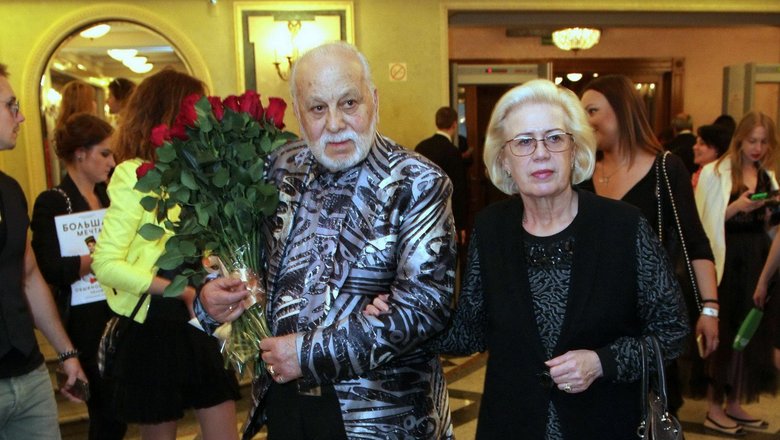 Бедрос Киркоров с женой Людмилой Бедрос Киркоров с женой Людмилой
