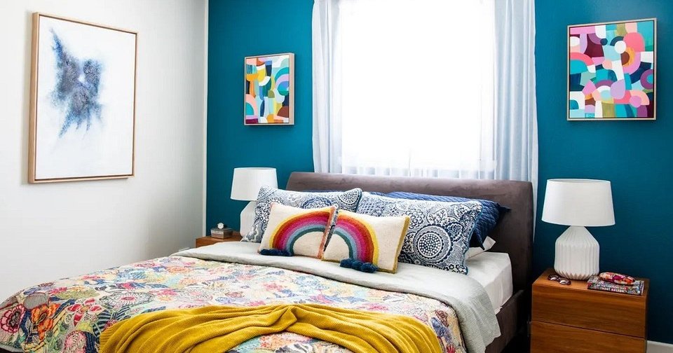 Долой стереотипы: 6 красивых спален, где использовали яркие цвета
