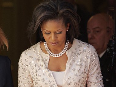 Slide image for gallery: 12129 | Мишель Обама. Бывшая первая леди и жена одного из самых любимых среди американцев президентов, Мишель Обама нередко занимала лидирующие позиции в списке «хорошо одетых».