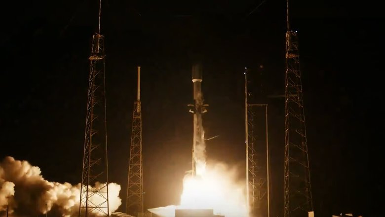 Взлет Falcon 9.