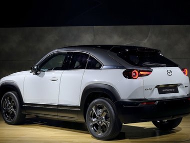 slide image for gallery: 25194 | Mazda MX-30