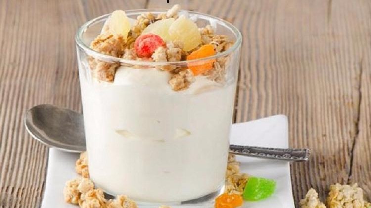 Как сделать йогурт в домашних условиях из закваски без йогуртницы в кастрюле рецепт | Good Food