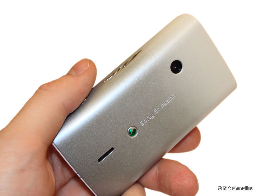 Первый взгляд на Sony Ericsson Xperia X8. Самый доступный Android от SE -  Hi-Tech Mail.ru