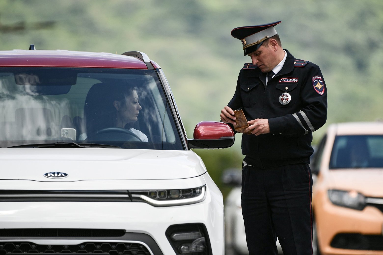 Инспектор ГИБДД