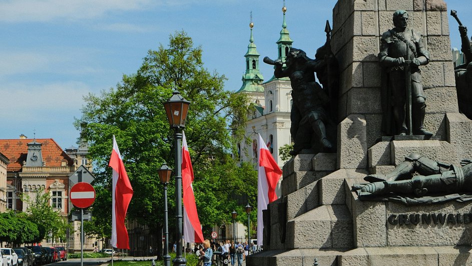 Памятник Грюнвальду, площадь Яны Матейки, Краков, Польша Памятник Грюнвальду, площадь Яны Матейки, Краков, Польша
