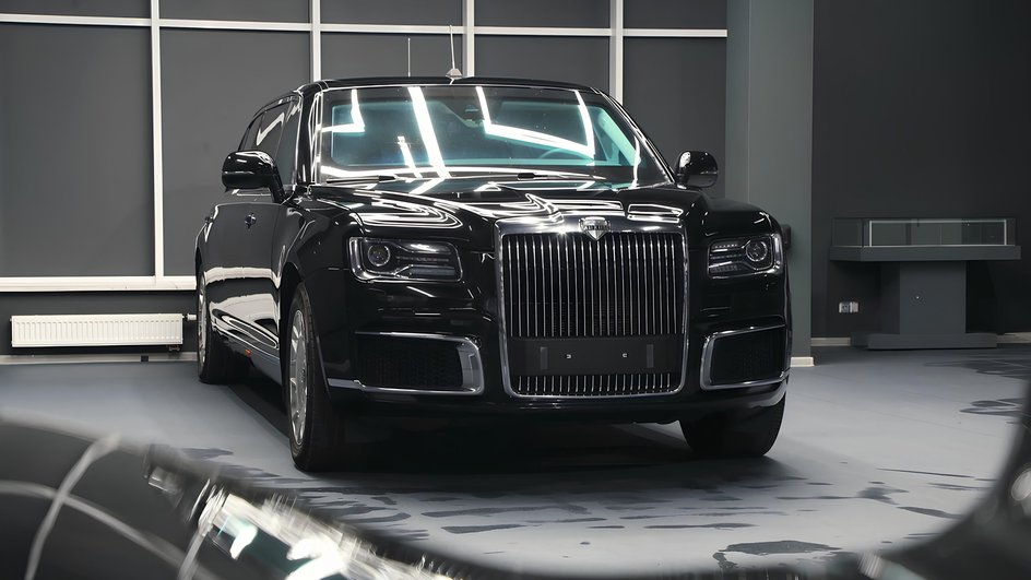В Музее автомобильной техники появился новый экспонат Aurus Senat Limousine L700 В Музее автомобильной техники появился новый экспонат Aurus Senat Limousine L700