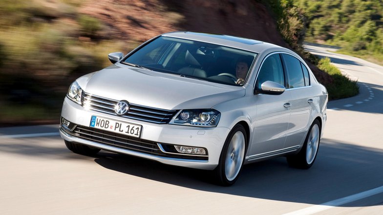 slide image for gallery: 25954 | Volkswagen Passat