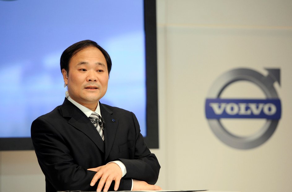 Ли Шуфу, председатель правления Zhejiang Geely Holding Group Company Ltd Ли Шуфу, председатель правления Zhejiang Geely Holding Group Company Ltd