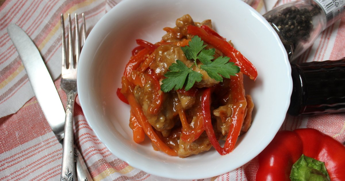 Куриные желудки в остро-сладком соусе: рецепт жарки с луком, чесноком и болгарским перцем