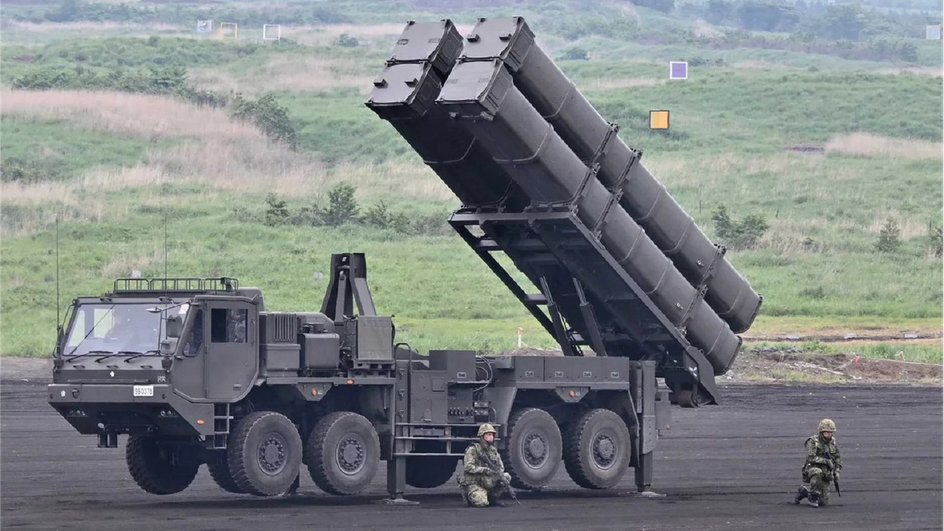 Японские сухопутные силы представили пусковую установку ракет Type 12 Японские сухопутные силы представили пусковую установку ракет Type 12