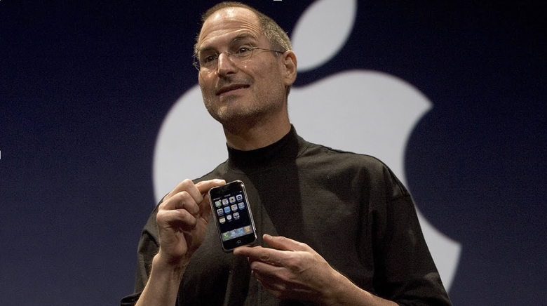 Стив Джобс на презентации Apple. Фото: Youtube