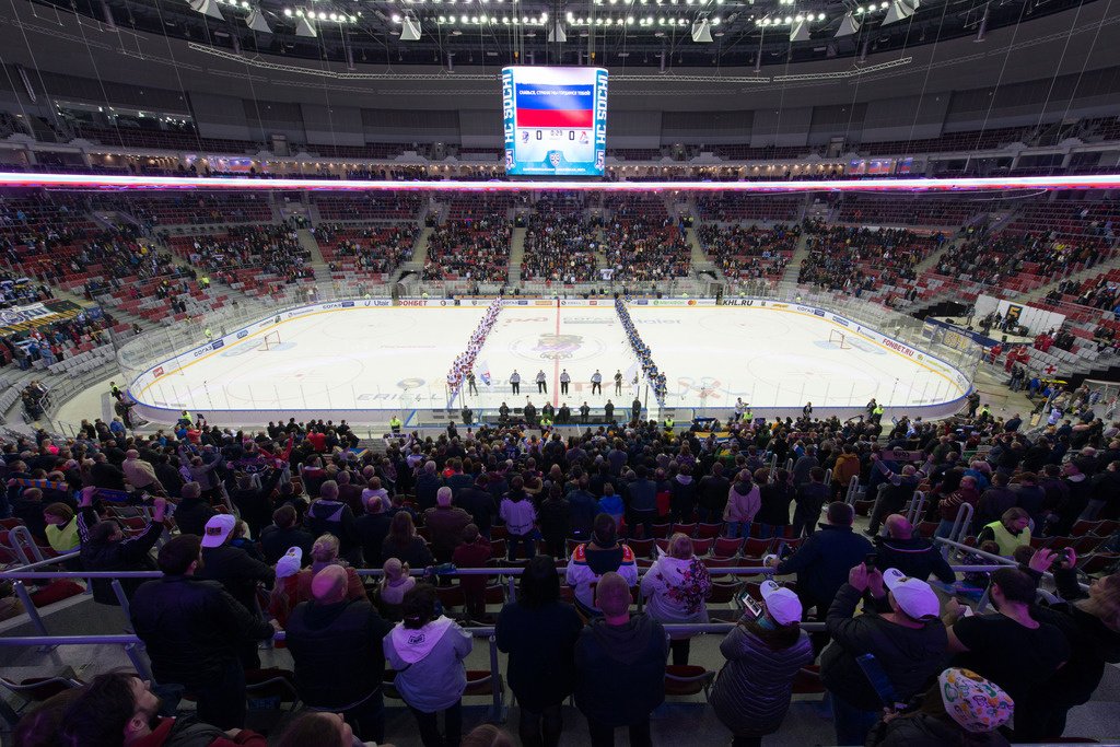 Стала известна причина падения медиа-куба на хоккейной арене в Ярославле