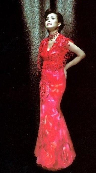 Платье Розы Рымбаевой, которое она подарила Александру Васильеву