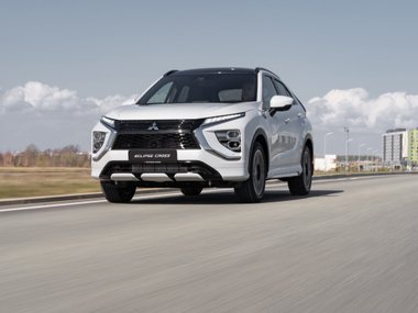 slide image for gallery: 27929 | Mitsubishi Eclipse Cross