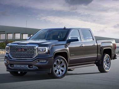 slide image for gallery: 18920 | GMC Sierra Denali Ultimate