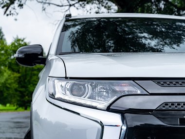 slide image for gallery: 26466 | Mitsubishi Outlander