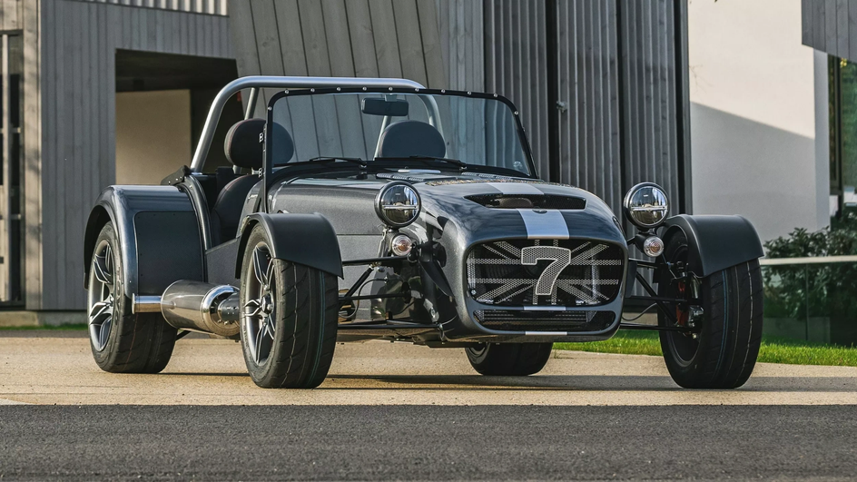 Юбилейная версия Caterham Seven CSR Twenty посвящена 20-й годовщине шасси CSR