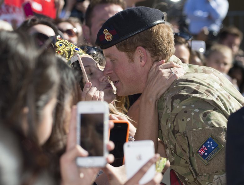 21-летняя австралийка Виктория удостоилась поцелуя принца Гарри