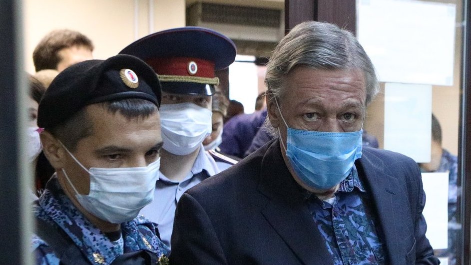Михаил Ефремов в суде Михаил Ефремов в суде