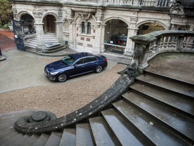 slide image for gallery: 23214 | Genesis G90