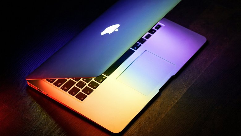 Macbook