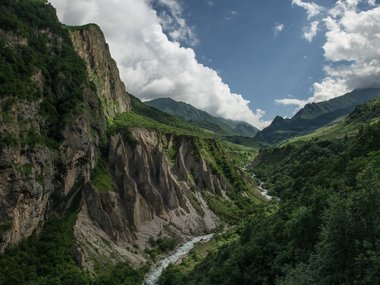 slide image for gallery: 22595 | Вокруг Эльбруса на машине. День 1