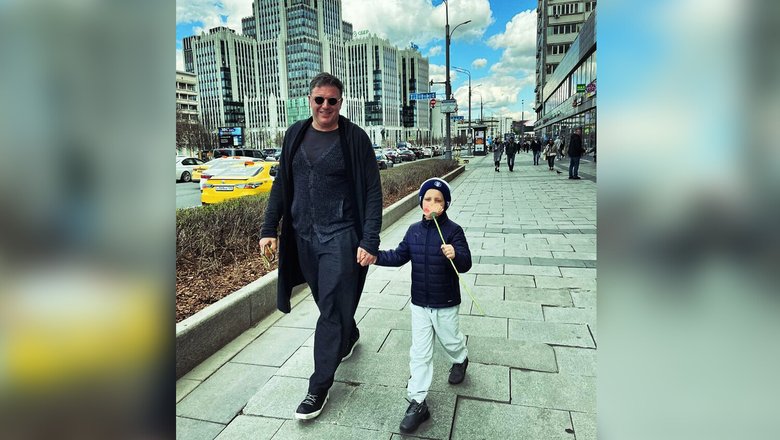 Максим Виторган с сыном Платоном, фото: соцсети